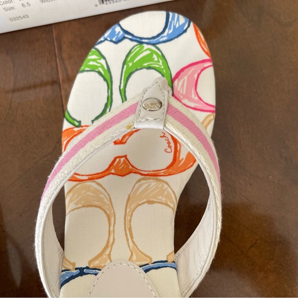 Coach Signature Felicite White Pink Multicolor Sandals Wedge Flip Flops 6.5 M - Picture 6 of 6